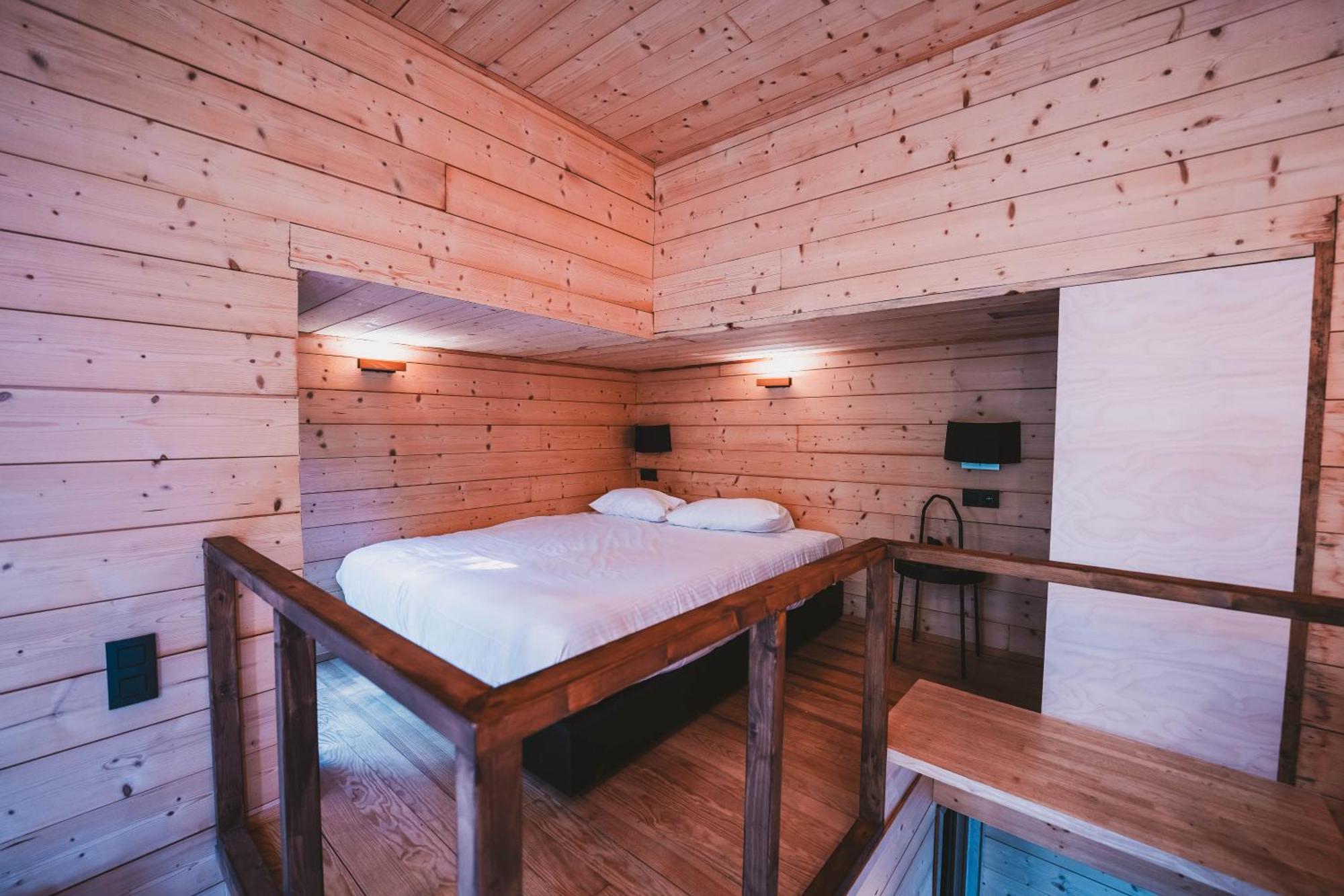 Utopia Village - Art & Nature Lodges Mons Exterior foto
